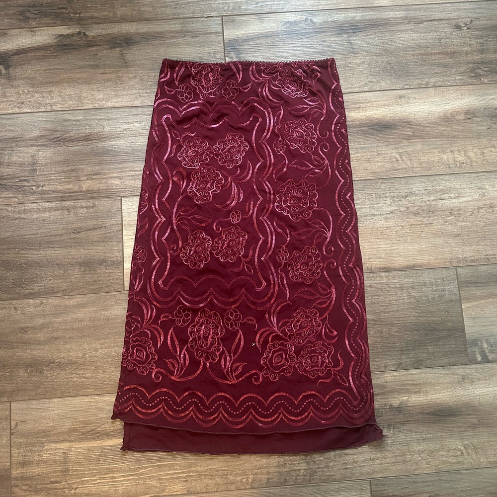 Free people skirt with a slit